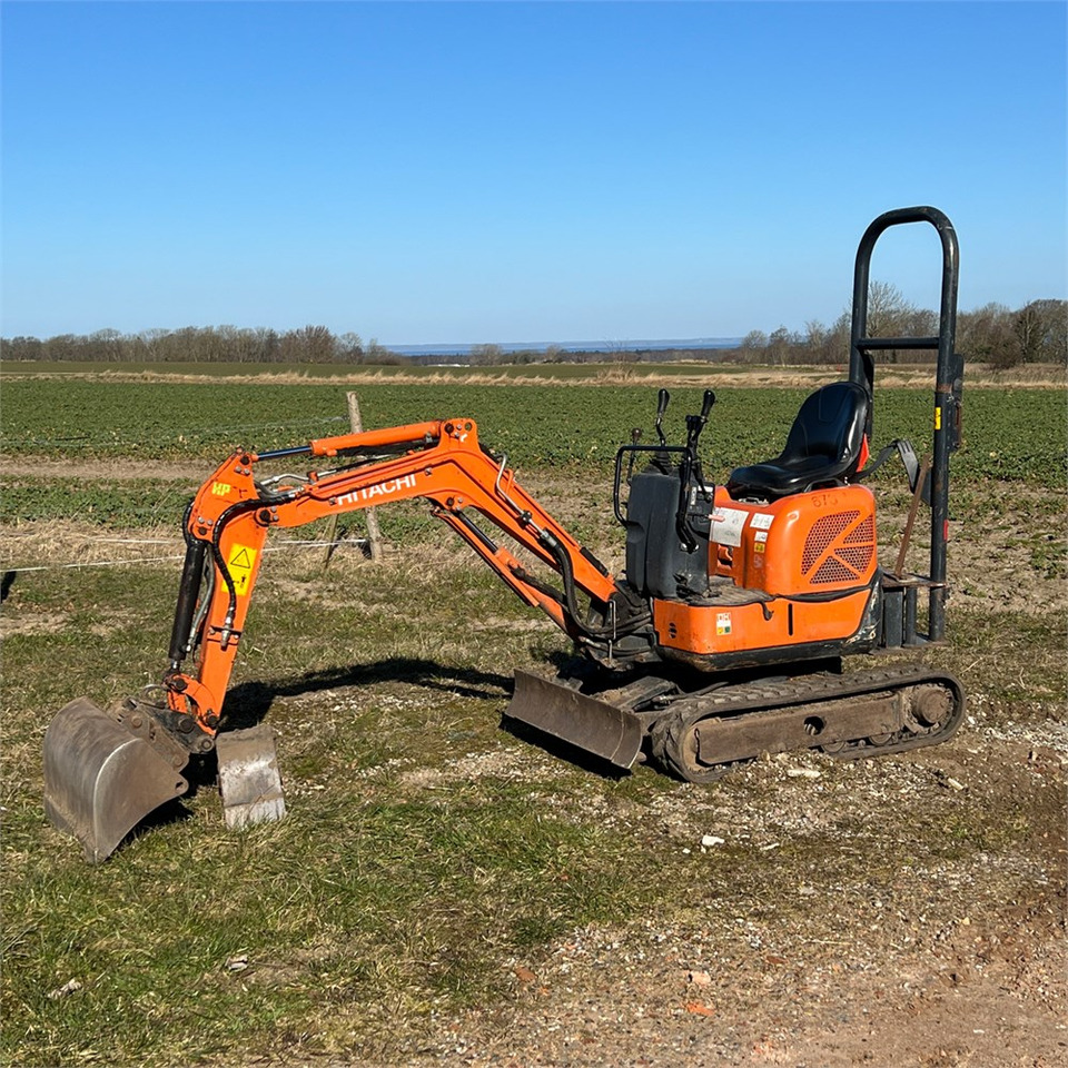 Hitachi ZX10U-2 - Mini escavadeira: foto 1 Hitachi ZX10U-2 - Mini escavadeira: foto 1