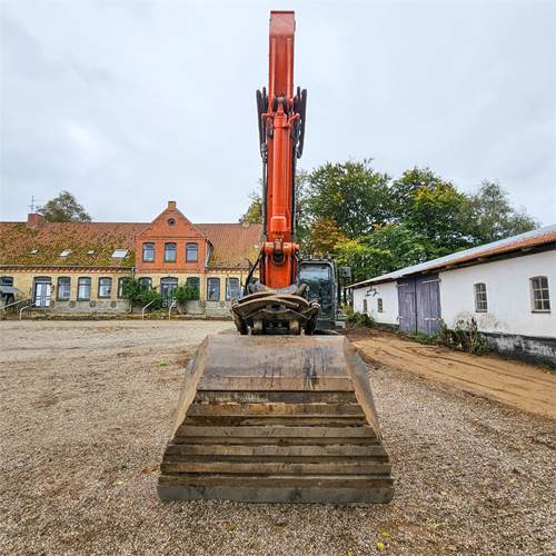 Hitachi ZX210 LC-6 - Escavadora de rastos: foto 4 Hitachi ZX210 LC-6 - Escavadora de rastos: foto 4