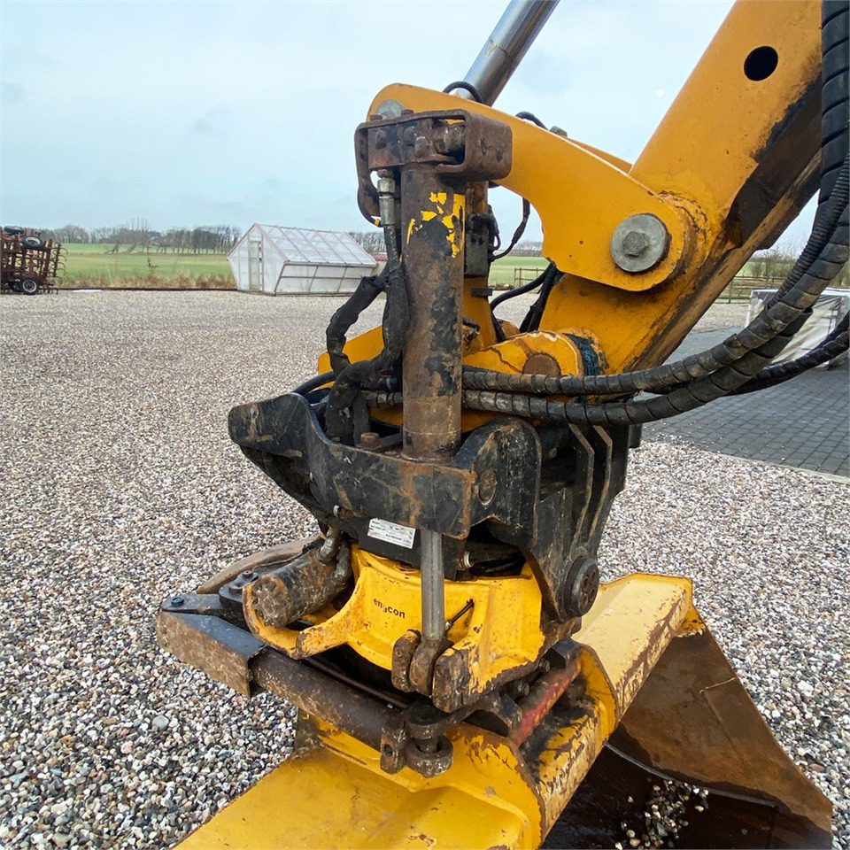 Retroescavadeira Hydrema 926 E: foto 32