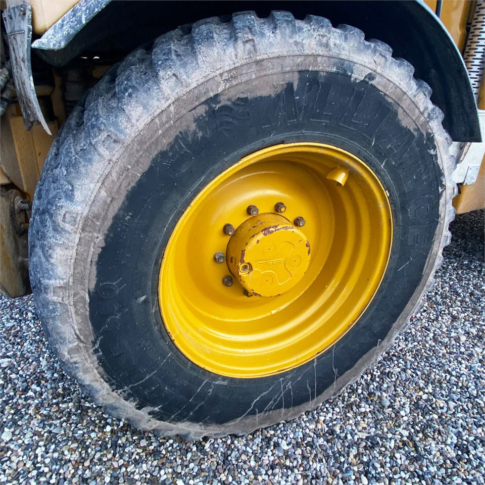 Retroescavadeira Hydrema 926 E: foto 50