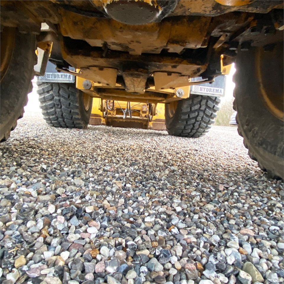 Retroescavadeira Hydrema 926 E: foto 47