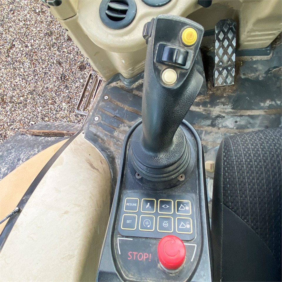 Retroescavadeira Hydrema 926 E: foto 14