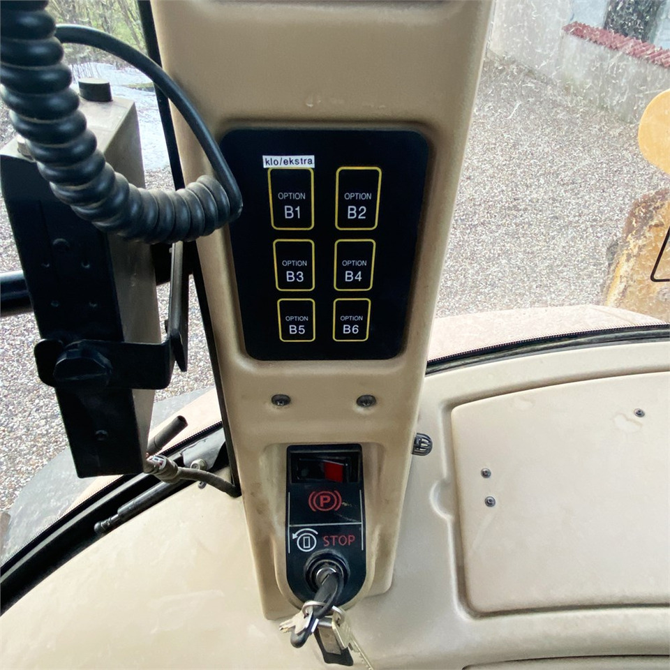 Retroescavadeira Hydrema 926 E: foto 24