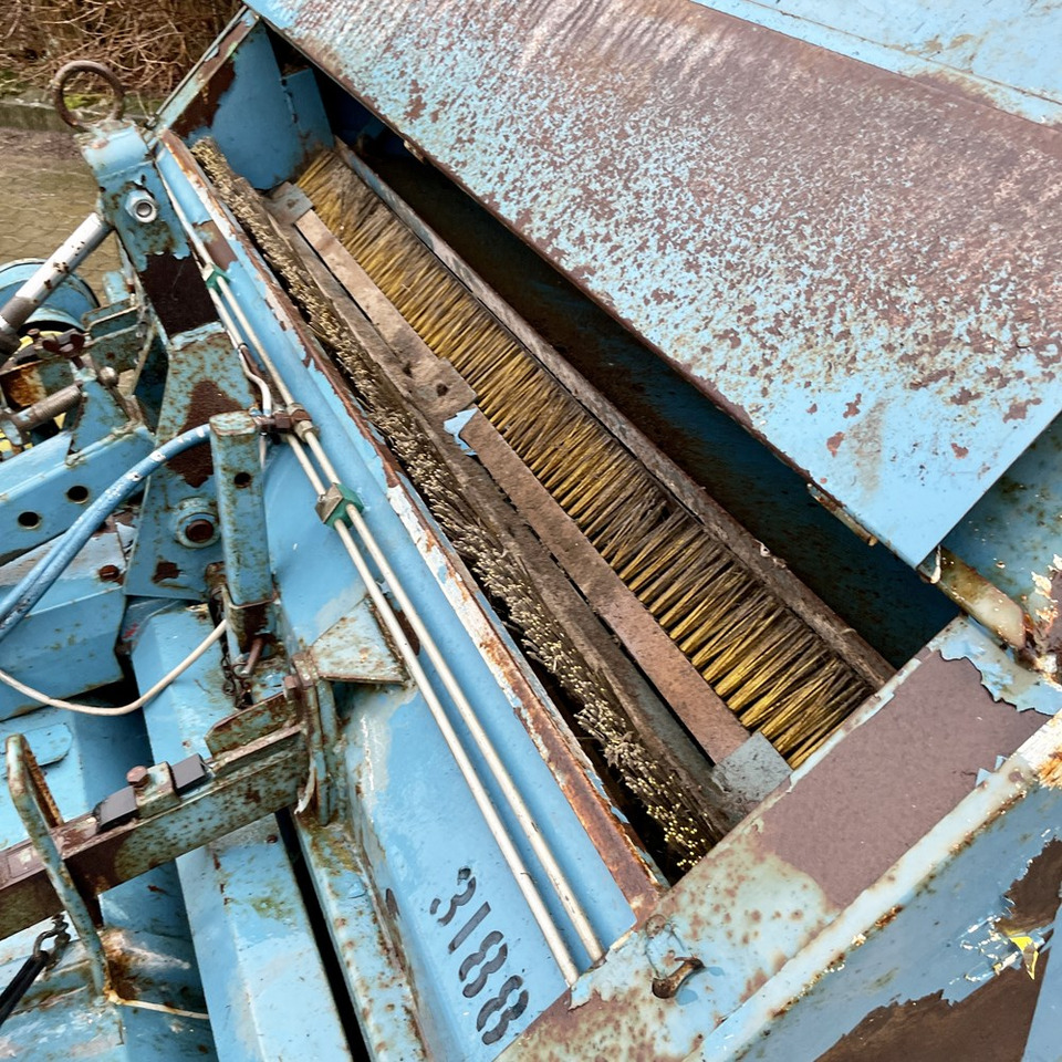 Imants V 170 + VV170 - Máquina para batata: foto 4 Imants V 170 + VV170 - Máquina para batata: foto 4