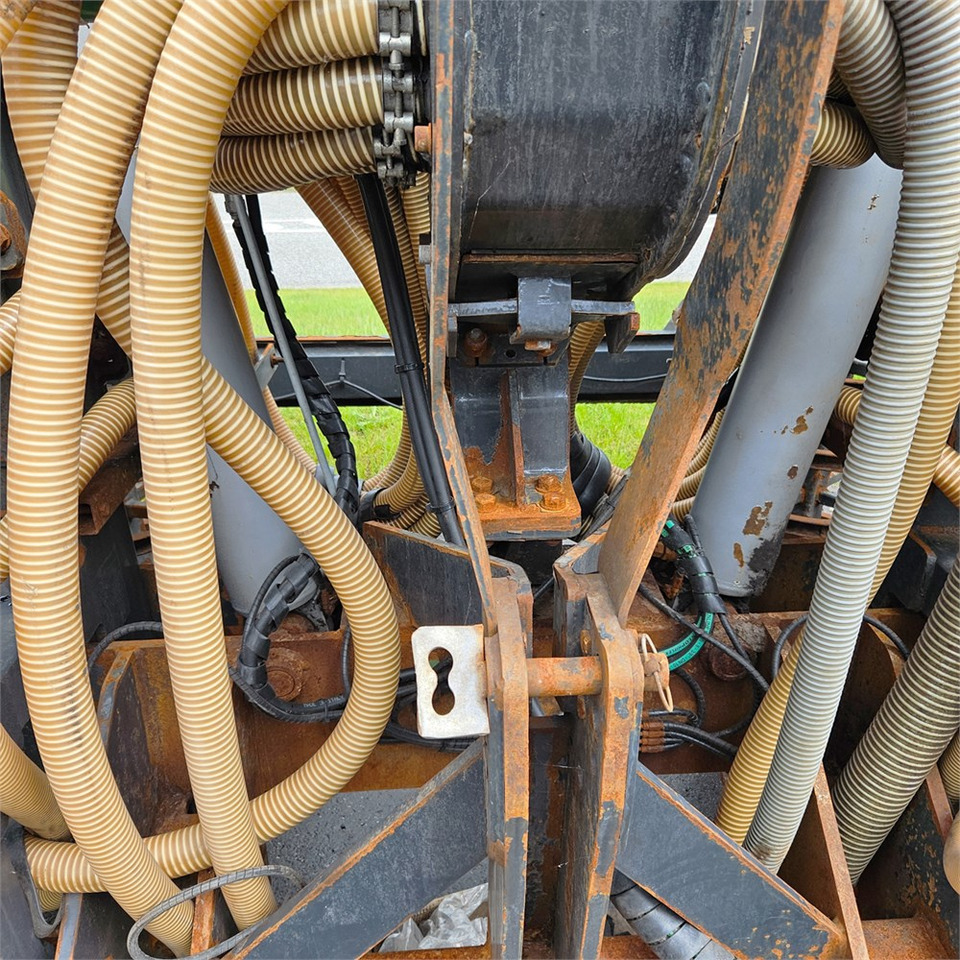 Intertech 7,5m - Equipamento de fertilização: foto 5 Intertech 7,5m - Equipamento de fertilização: foto 5