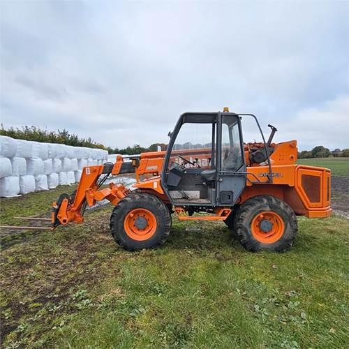 Italmacchine / Terex Lift 2009 - Empilhador telescópico: foto 5 Italmacchine / Terex Lift 2009 - Empilhador telescópico: foto 5