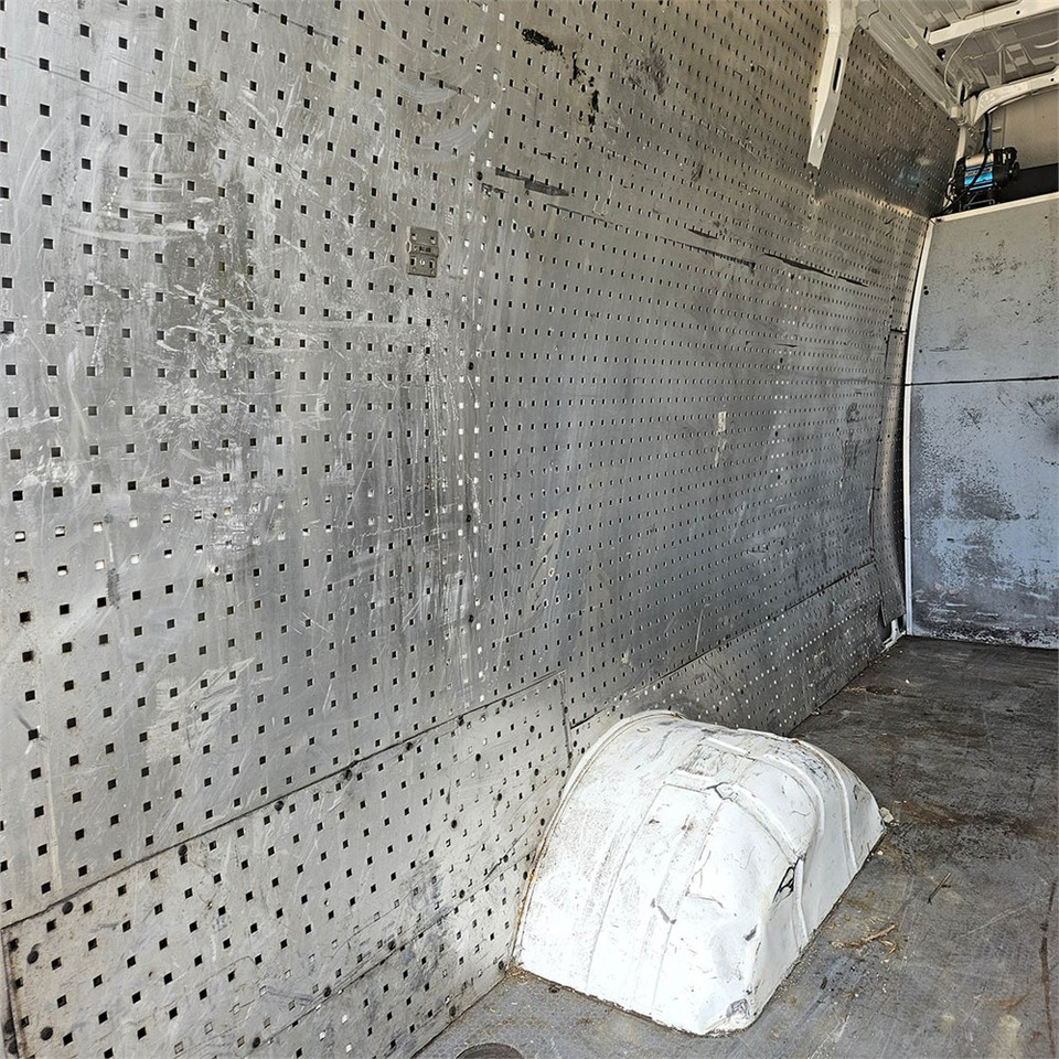 Furgão Iveco Daily 50-170: foto 28