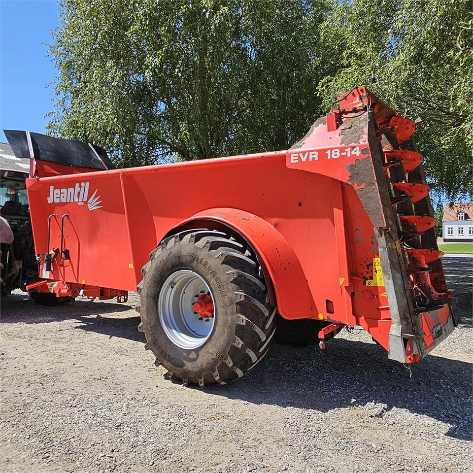 Jeantil EVR 18 - 14 - Equipamento de fertilização: foto 3 Jeantil EVR 18 - 14 - Equipamento de fertilização: foto 3