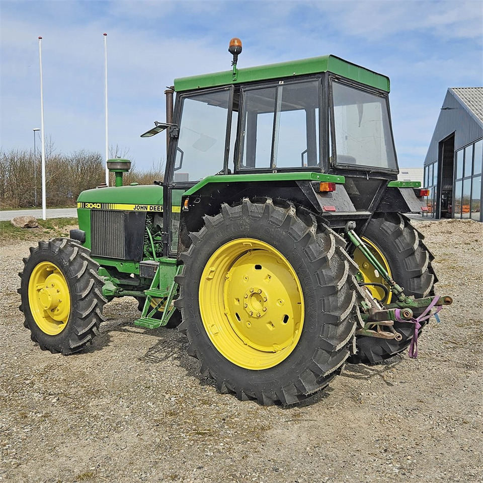 John Deere 3040 - Trator: foto 5 John Deere 3040 - Trator: foto 5