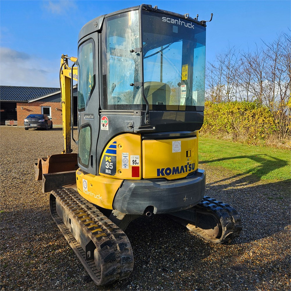 Komatsu PC35MR-3 - Mini escavadeira: foto 4 Komatsu PC35MR-3 - Mini escavadeira: foto 4