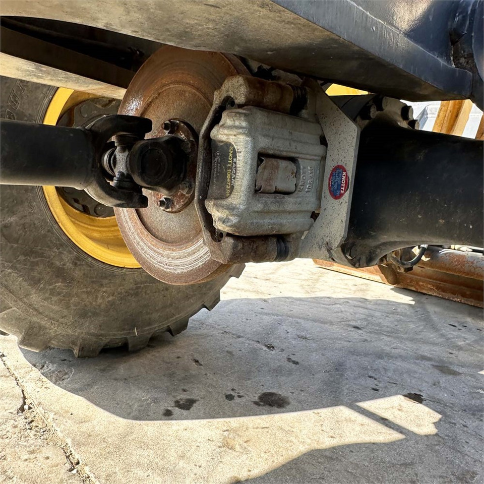 Carregadeira de rodas Komatsu WA70M: foto 35