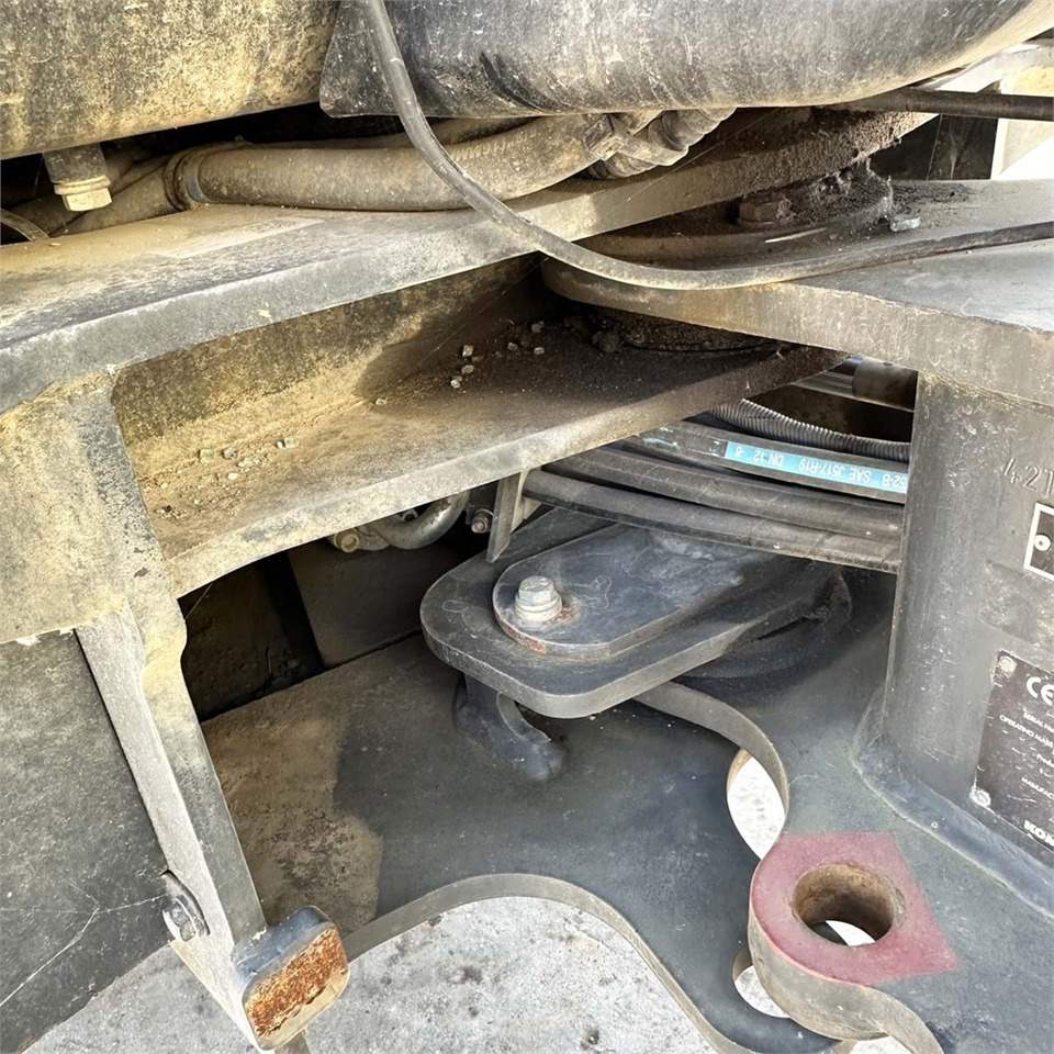 Carregadeira de rodas Komatsu WA70M: foto 34