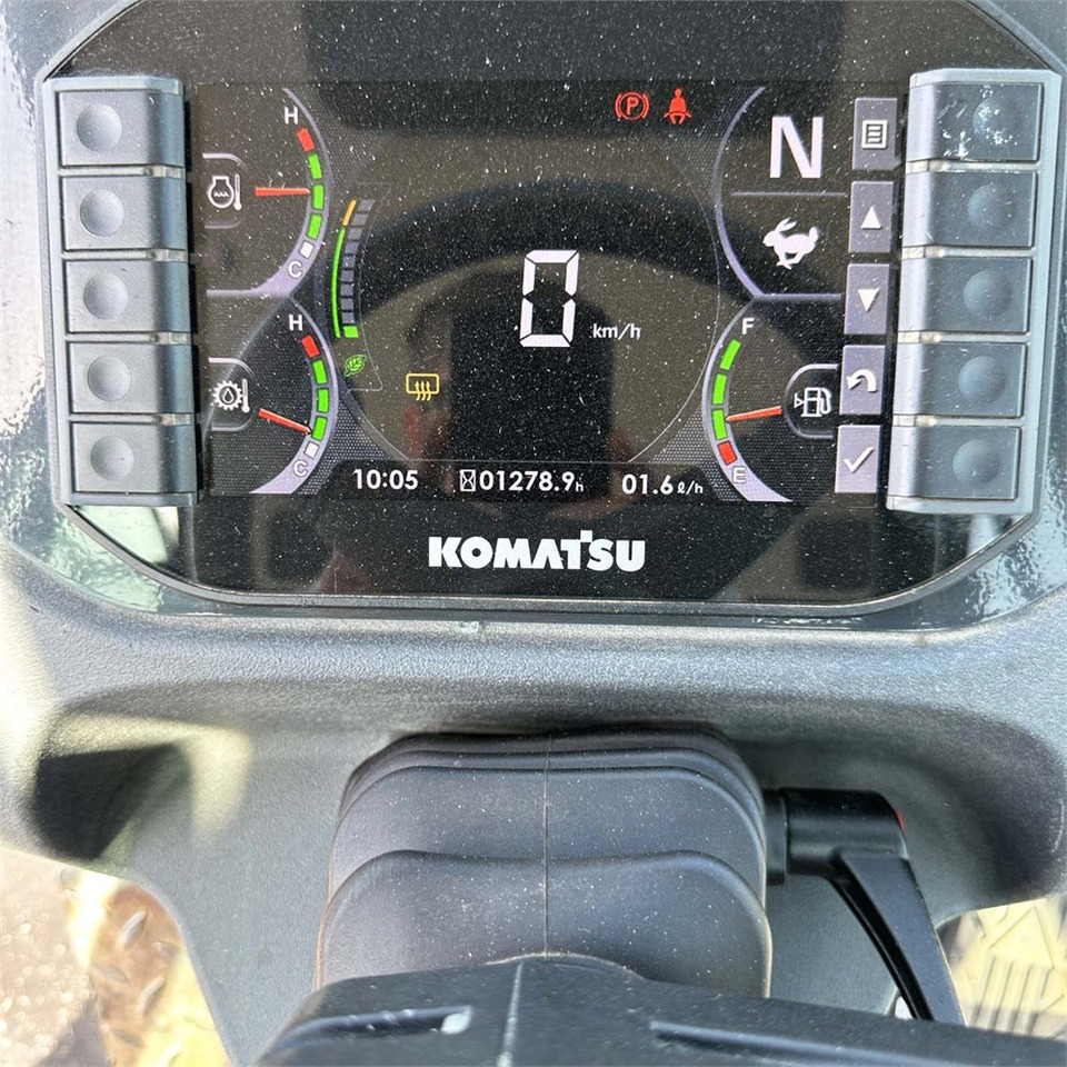 Carregadeira de rodas Komatsu WA70M: foto 29