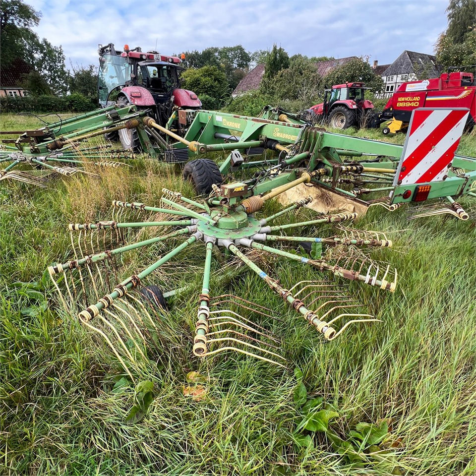 Locação de Krone Swadro 1400 Krone Swadro 1400: foto 15