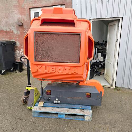 Kubota Græsopsamler - Equipamentos para jardinagem: foto 4 Kubota Græsopsamler - Equipamentos para jardinagem: foto 4