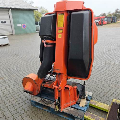 Kubota Græsopsamler - Equipamentos para jardinagem: foto 1 Kubota Græsopsamler - Equipamentos para jardinagem: foto 1