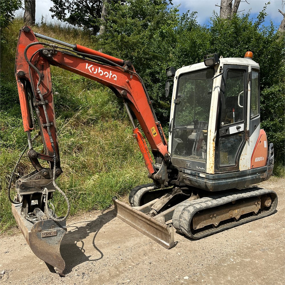 Kubota KX61-3 - Mini escavadeira: foto 2 Kubota KX61-3 - Mini escavadeira: foto 2