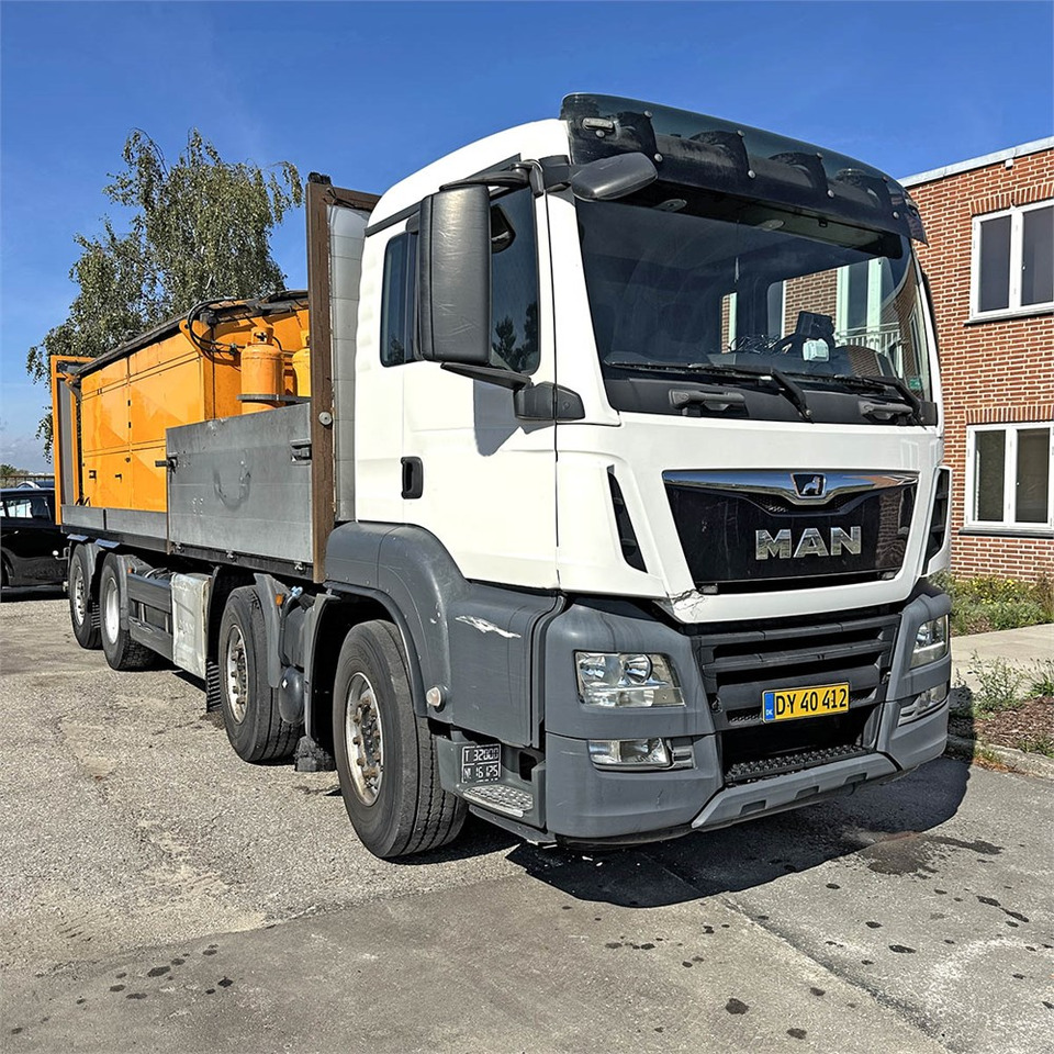 Locação de MAN TG 35. 8x2-6 BL MAN TG 35. 8x2-6 BL: foto 8 Locação de MAN TG 35. 8x2-6 BL MAN TG 35. 8x2-6 BL: foto 8