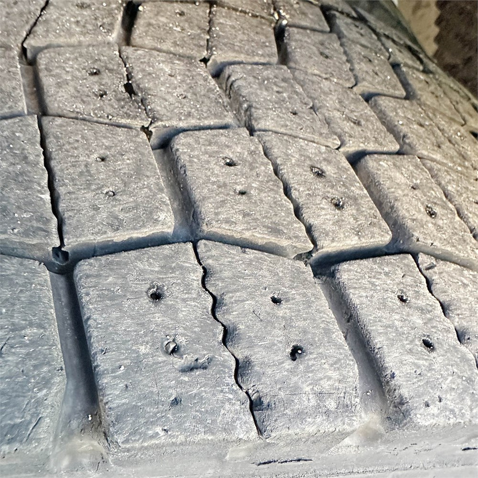 Locação de MAN TG 35. 8x2-6 BL MAN TG 35. 8x2-6 BL: foto 43 Locação de MAN TG 35. 8x2-6 BL MAN TG 35. 8x2-6 BL: foto 43