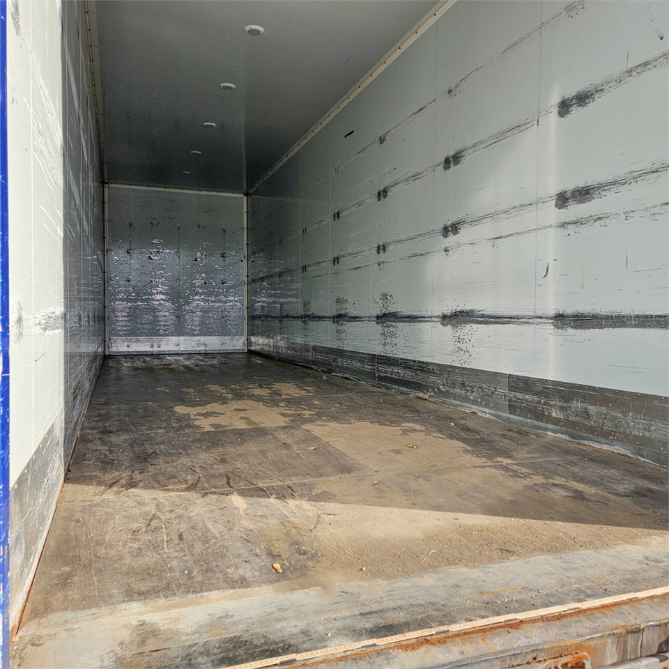 Caminhão furgão MAN TGL 12.250: foto 43