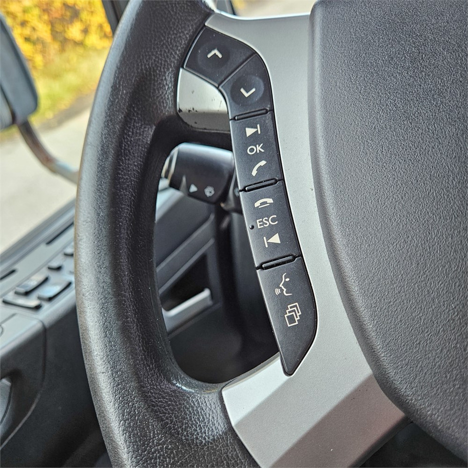 Caminhão furgão MAN TGL 12.250: foto 29