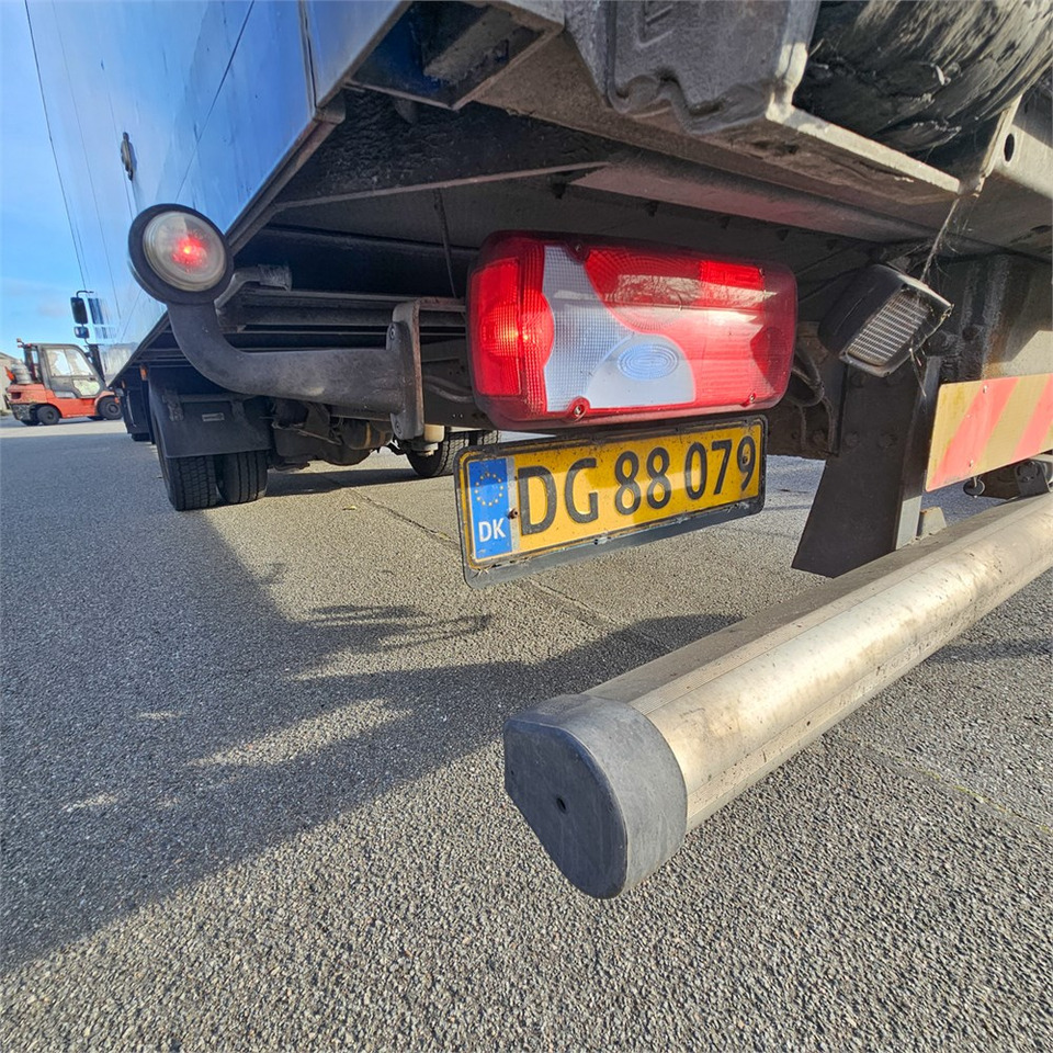 Caminhão furgão MAN TGL 12.250: foto 50