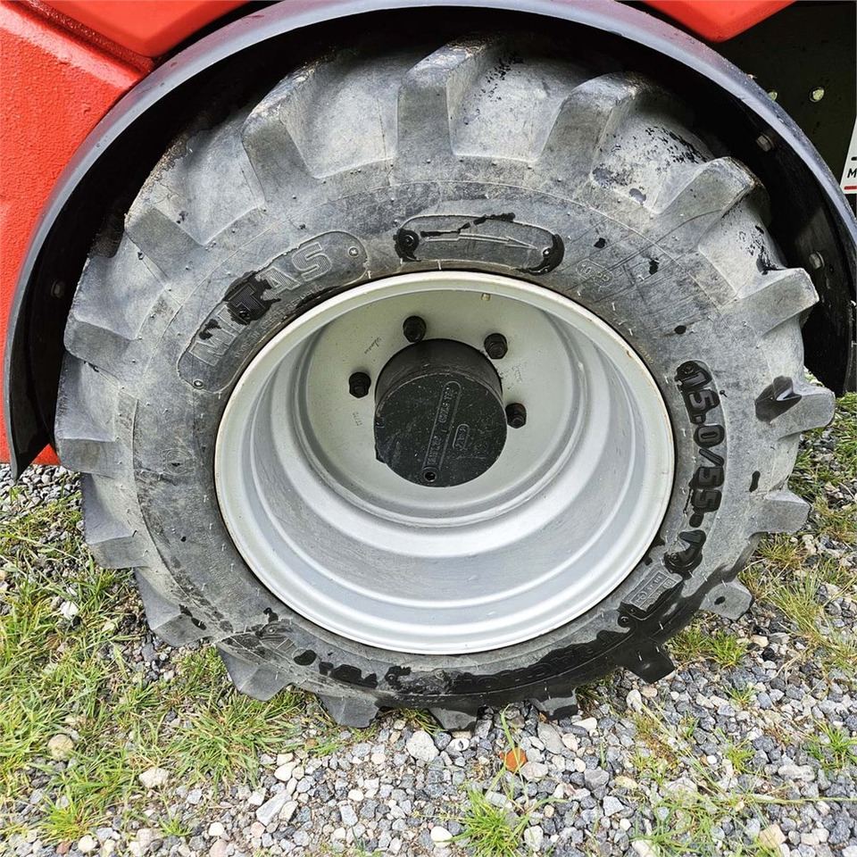 Locação de Manitou MLA 4-50 H-C Manitou MLA 4-50 H-C: foto 50