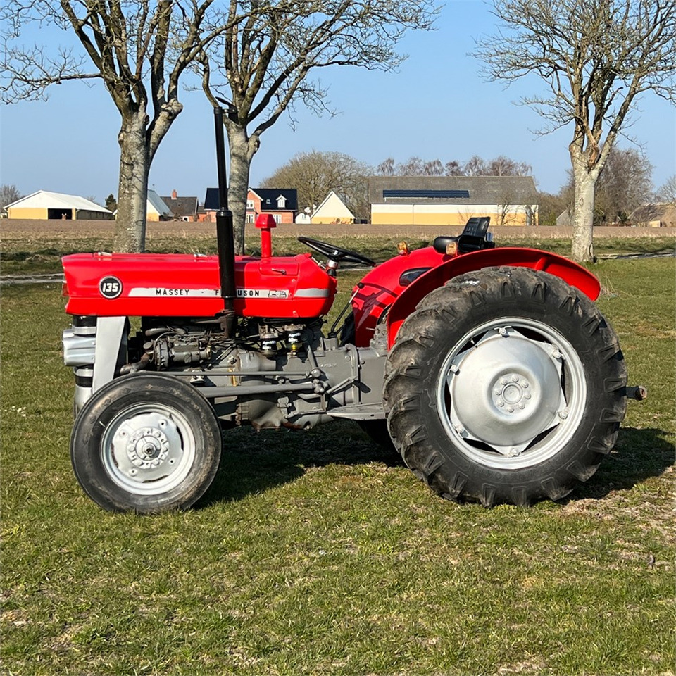 Massey Ferguson 135 Diesel - Trator: foto 5 Massey Ferguson 135 Diesel - Trator: foto 5