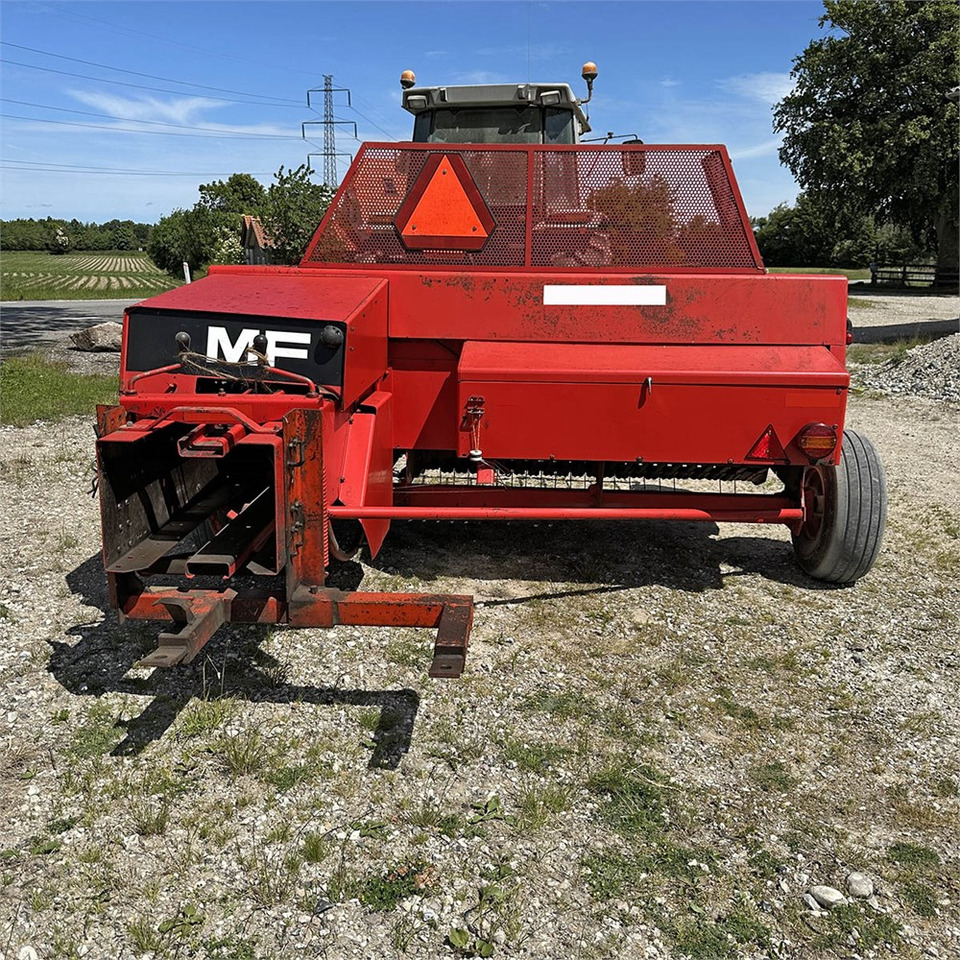 Máquina para produção de feno Massey Ferguson MF128: foto 6
