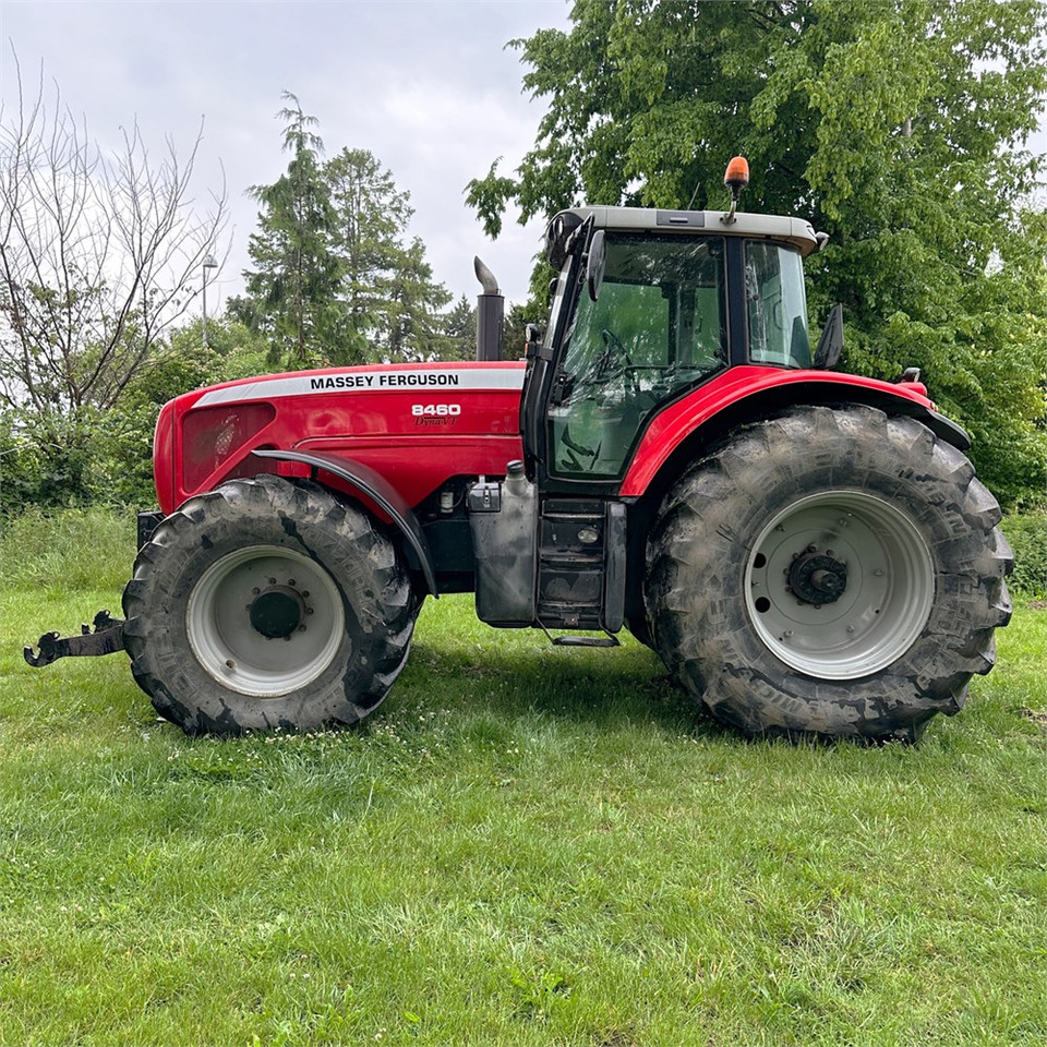 Massey Ferguson MF8460 Dyna-VT - Trator: foto 4 Massey Ferguson MF8460 Dyna-VT - Trator: foto 4