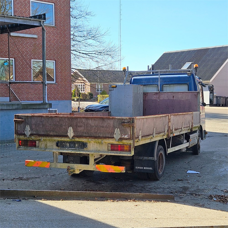 Mercedes ATEGO 817 - Camião de caixa aberta/ Plataforma: foto 5 Mercedes ATEGO 817 - Camião de caixa aberta/ Plataforma: foto 5