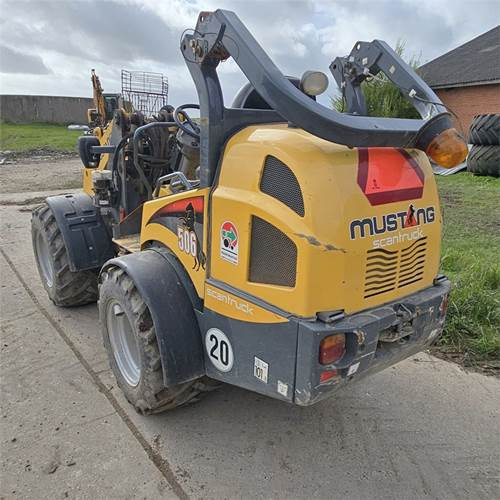 Mustang AL506 - Mini carregadeira: foto 4 Mustang AL506 - Mini carregadeira: foto 4