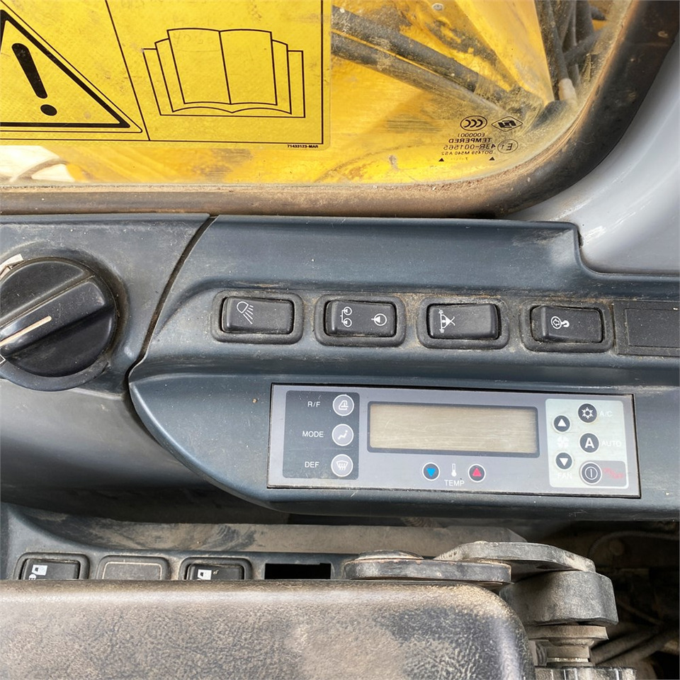Escavadora de rastos New Holland E 265 B: foto 12
