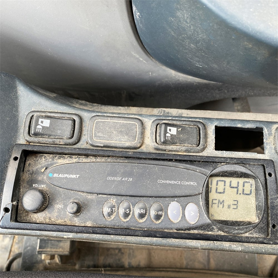 Escavadora de rastos New Holland E 265 B: foto 13