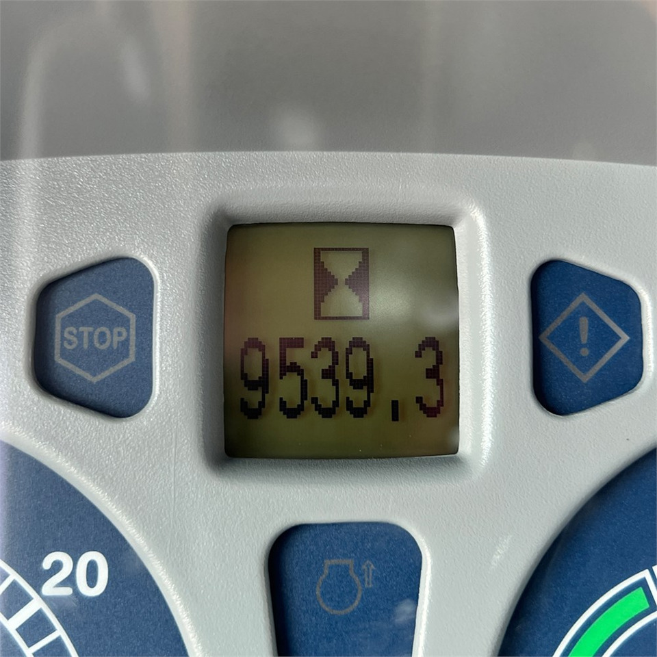 Trator New Holland T6050: foto 26