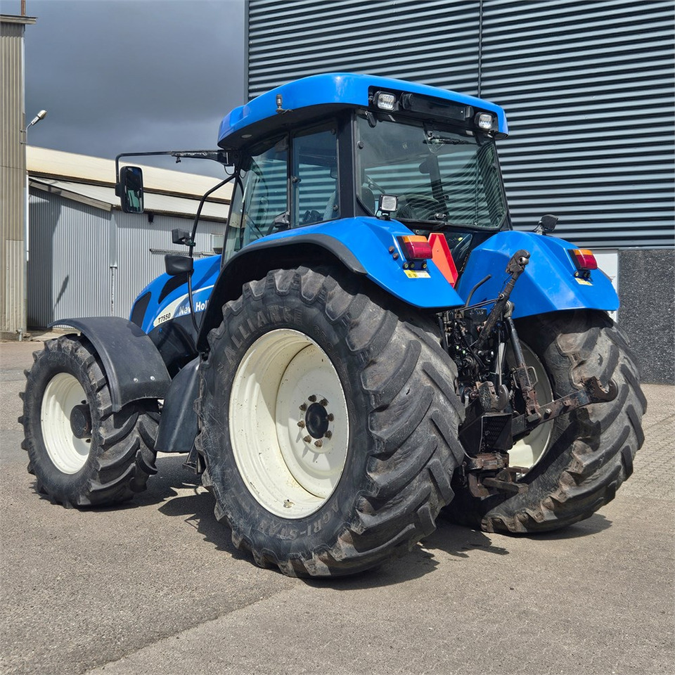 New Holland T7550 - Trator: foto 3 New Holland T7550 - Trator: foto 3