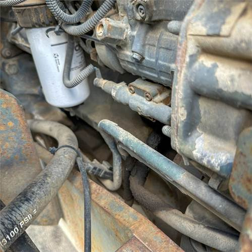 Trator New Holland TS90: foto 29