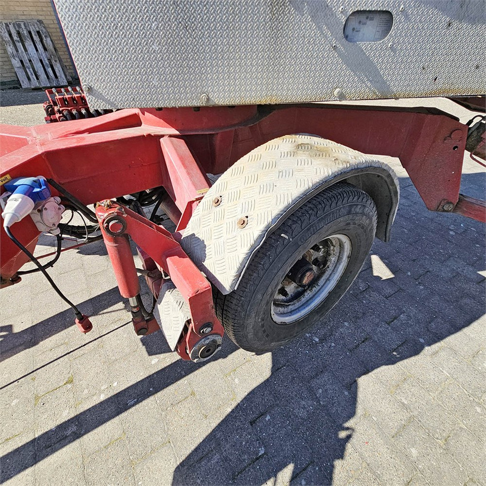 Plataforma de elevaçao rebocável Omme 1650 EBZ: foto 28