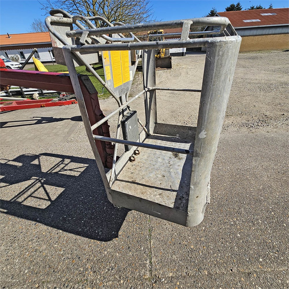 Plataforma de elevaçao rebocável Omme 1650 EBZ: foto 7