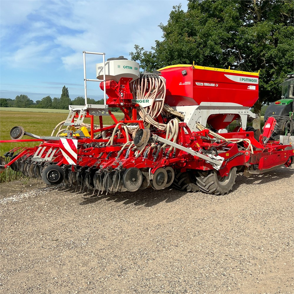Pöttinger Terrasem C4 Fertilizer - Máquina para semear: foto 1 Pöttinger Terrasem C4 Fertilizer - Máquina para semear: foto 1