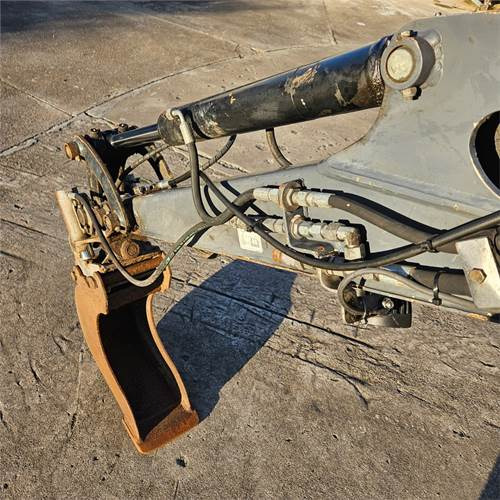 Mini escavadeira Schaeff TC16: foto 28