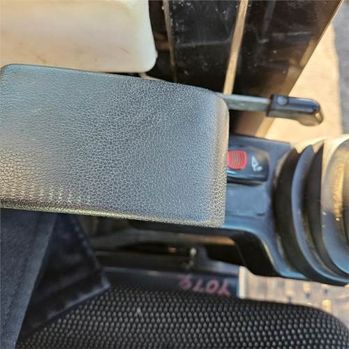 Mini escavadeira Schaeff TC16: foto 17