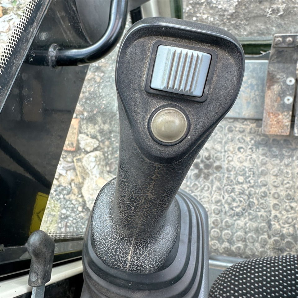 Mini escavadeira Schaeff TC50: foto 13