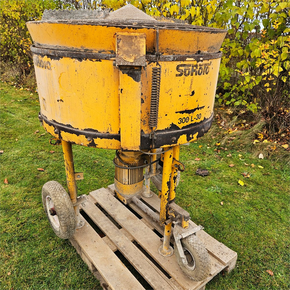 Soroto 300 L-30 - Betoneira: foto 4 Soroto 300 L-30 - Betoneira: foto 4