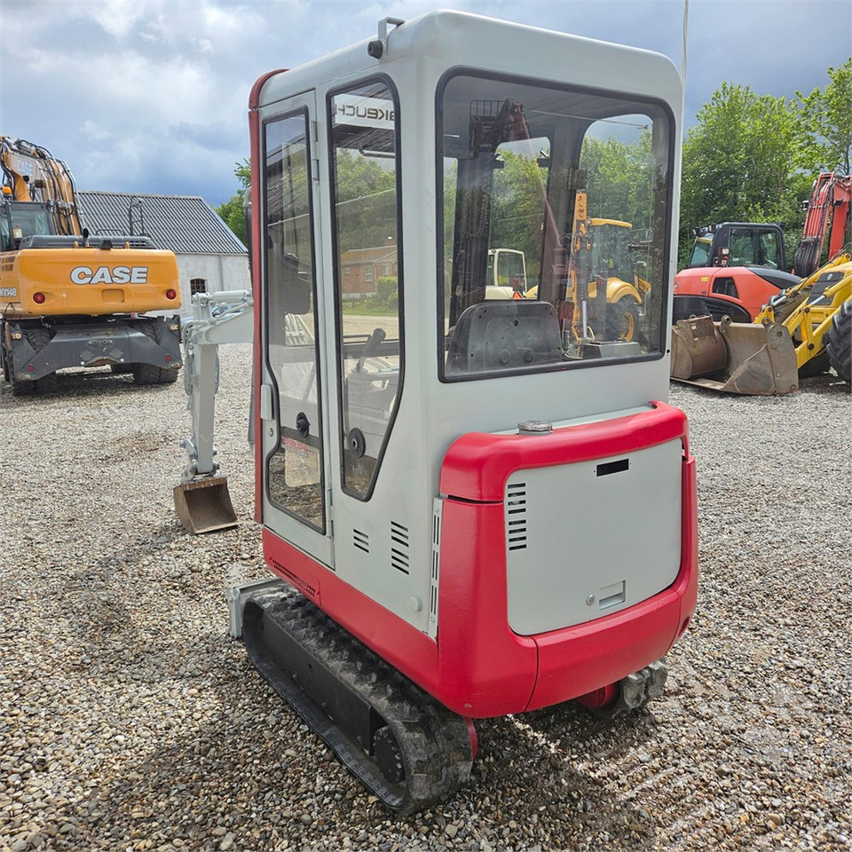Takeuchi TB015 - Mini escavadeira: foto 5 Takeuchi TB015 - Mini escavadeira: foto 5
