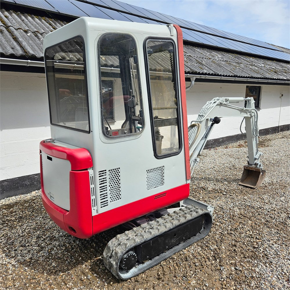 Takeuchi TB015 - Mini escavadeira: foto 3 Takeuchi TB015 - Mini escavadeira: foto 3