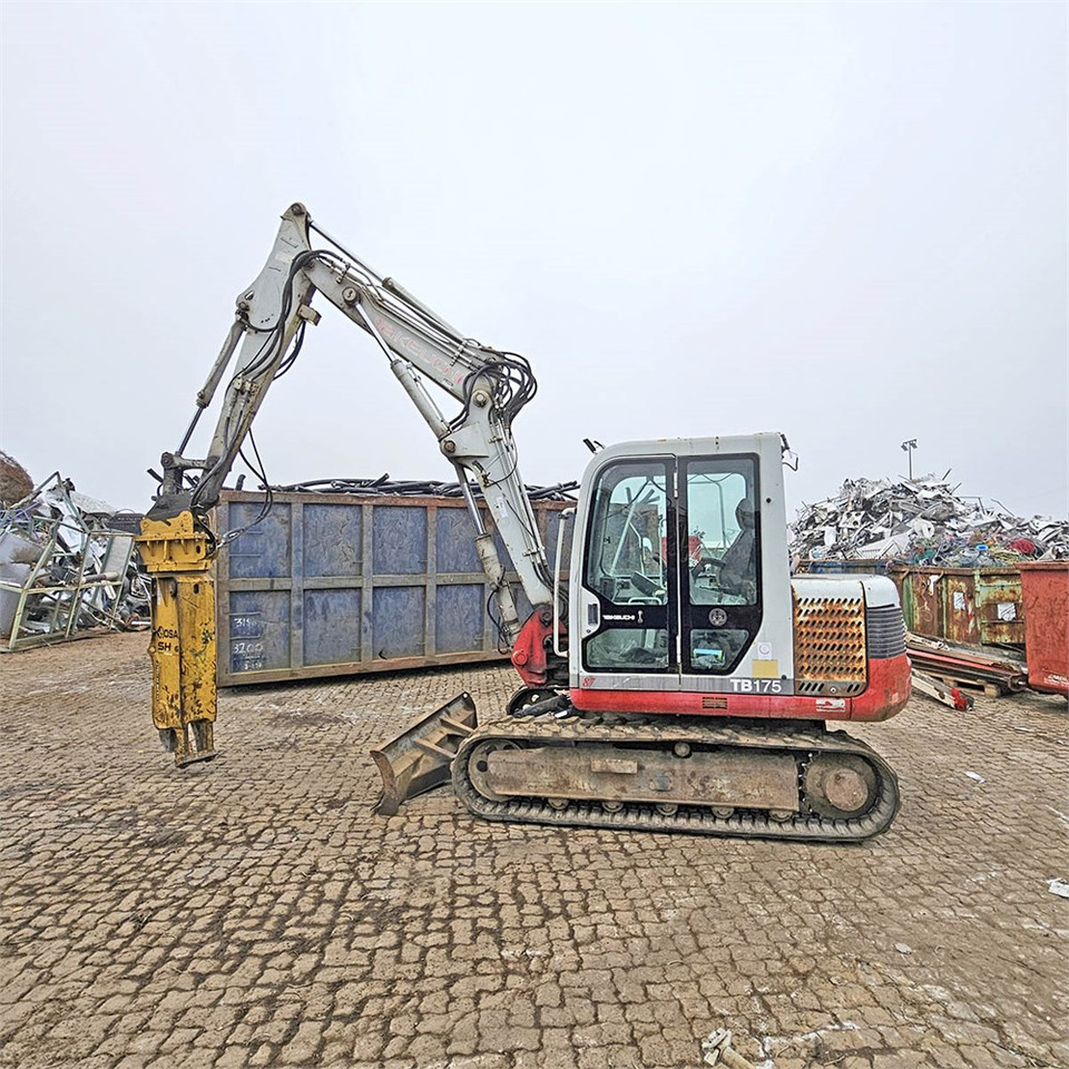 Takeuchi TB175 - Mini escavadeira: foto 2 Takeuchi TB175 - Mini escavadeira: foto 2