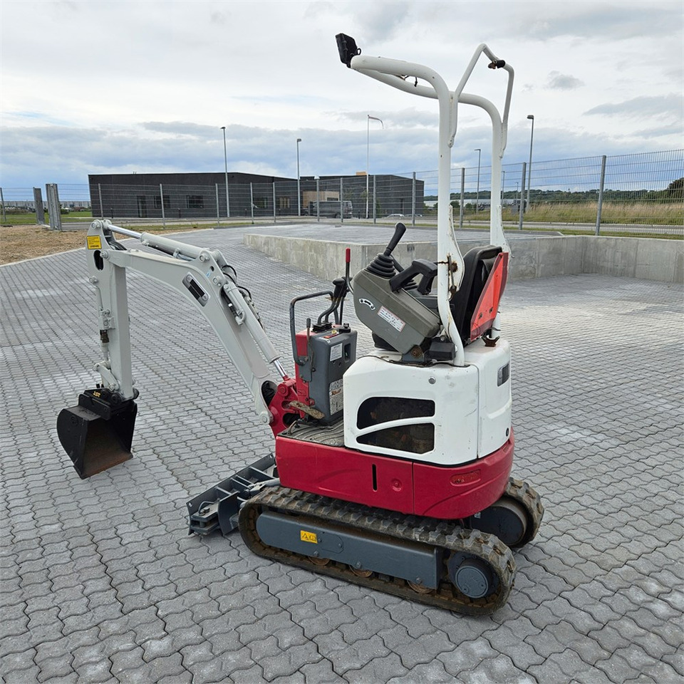 Takeuchi TB210 R - Mini escavadeira: foto 3 Takeuchi TB210 R - Mini escavadeira: foto 3