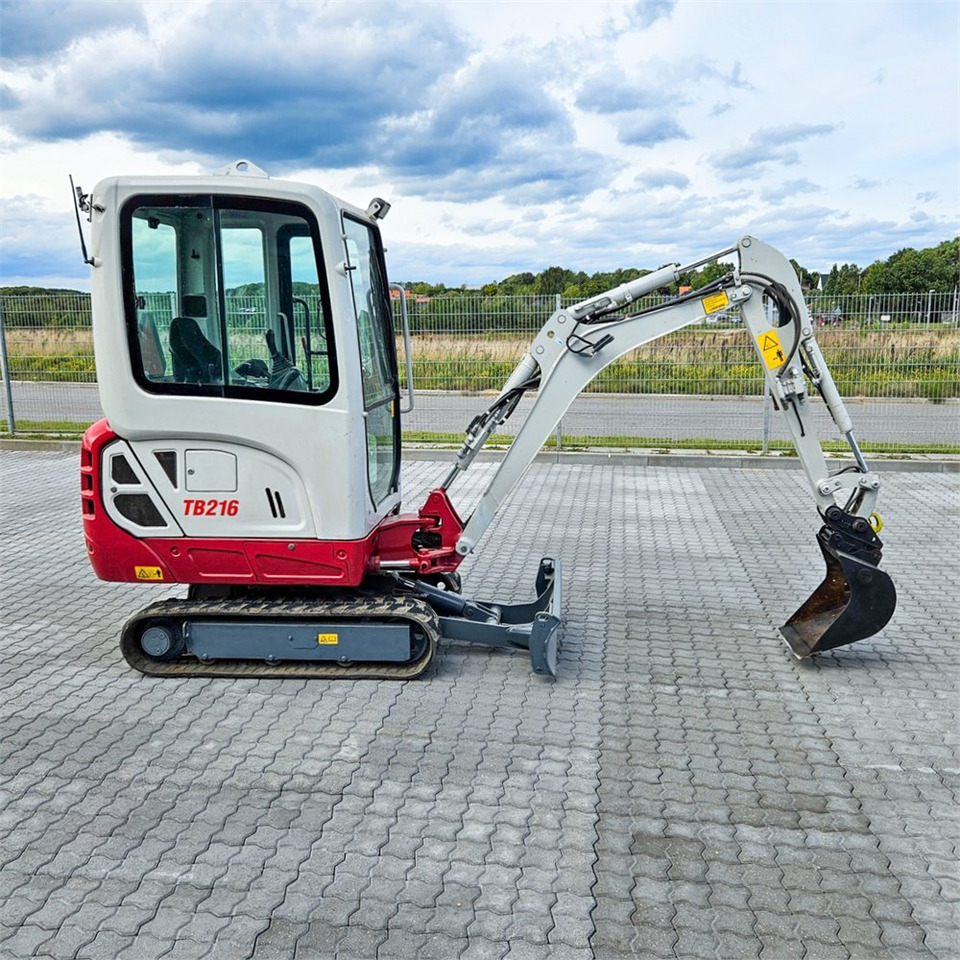 Takeuchi TB216 - Mini escavadeira: foto 5 Takeuchi TB216 - Mini escavadeira: foto 5
