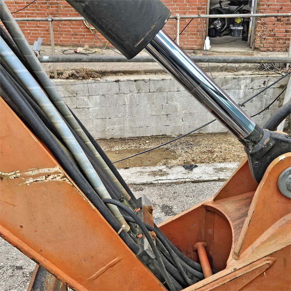 Mini escavadeira Terex TC48: foto 19